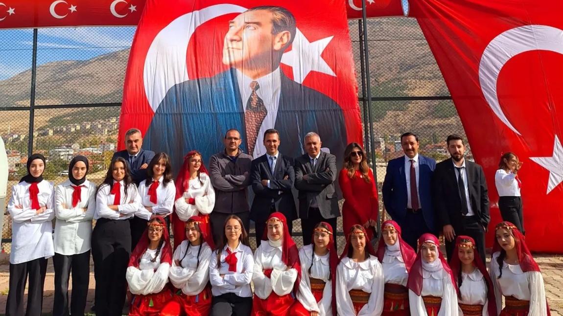 29 EKİM CUMHURİYET BAYRAMI İLÇEMİZDE COŞKU İLE KUTLANDI